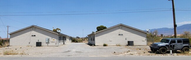 Building Photo - 2400 E Ambush St