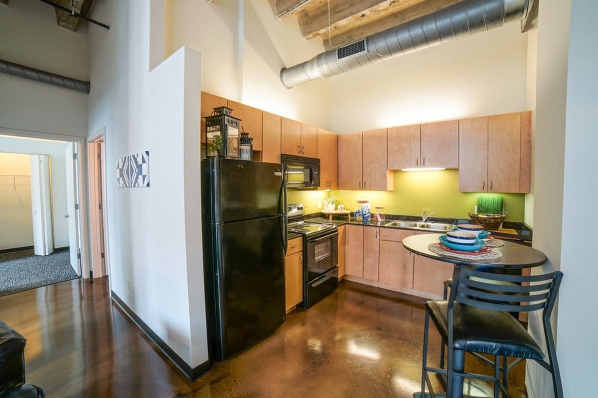 Building Photo - Tailor Lofts Student Living