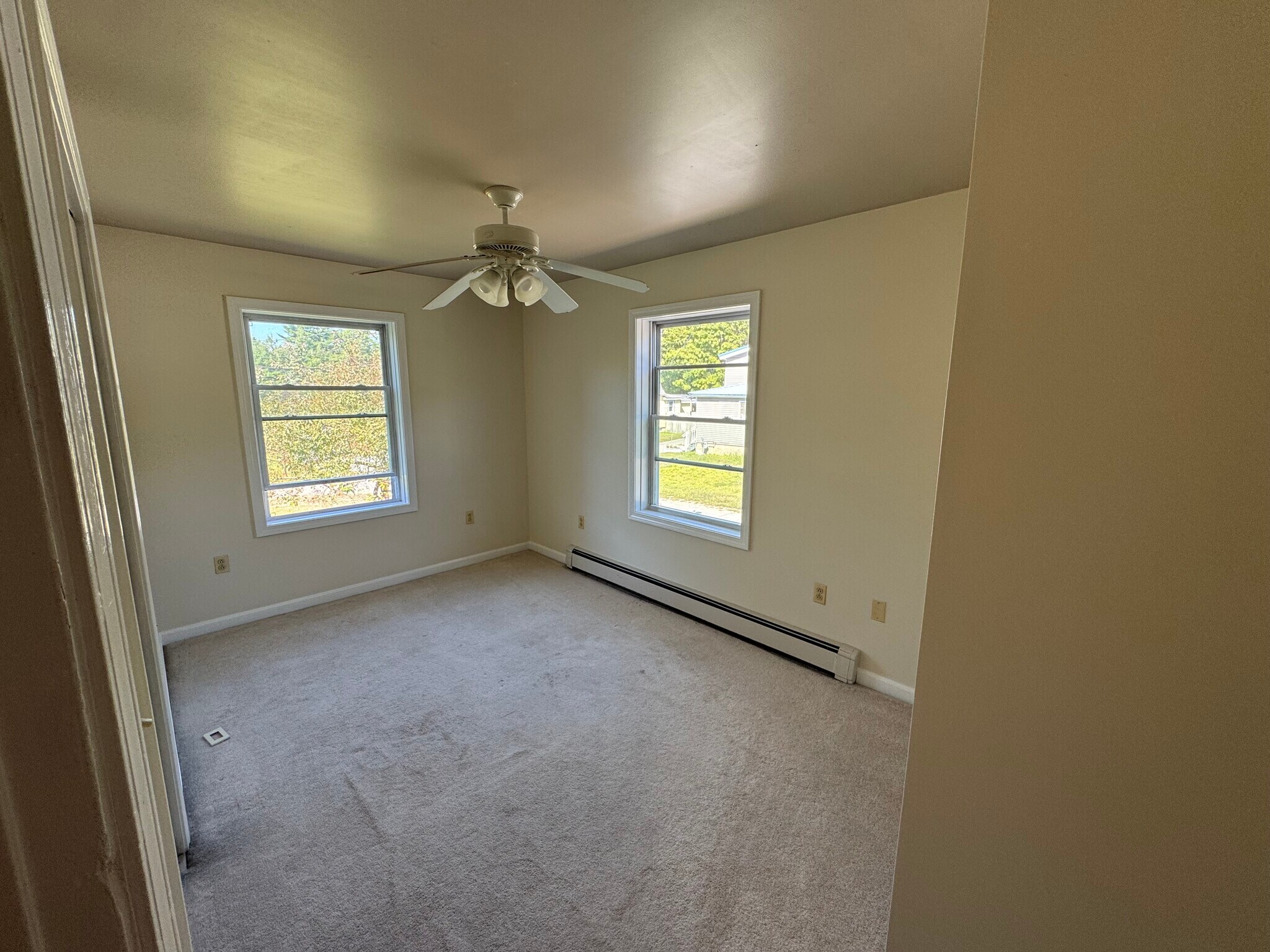 Building Photo - 124 Lincoln St