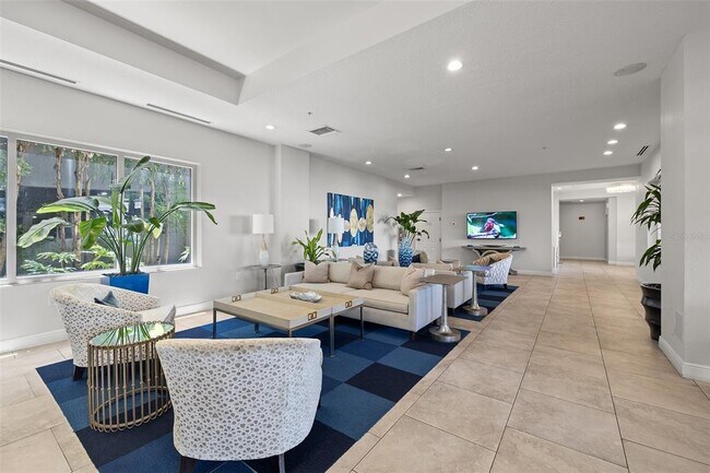 Building Photo - 371 Channelside Walk Way