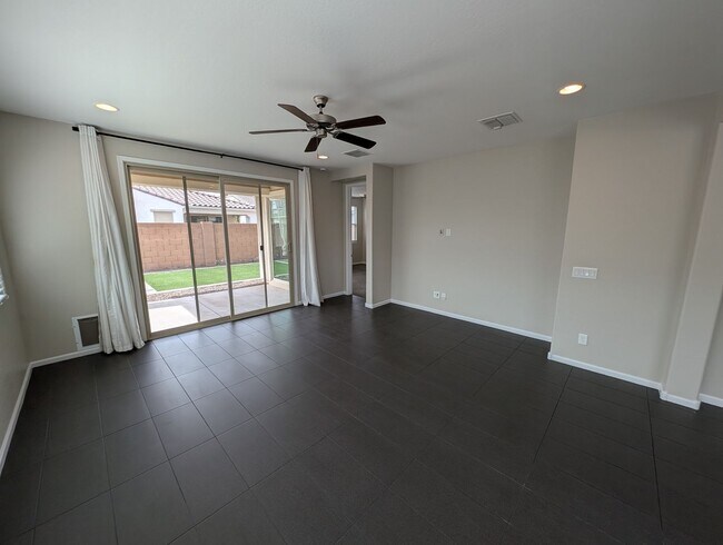 Building Photo - 3 Bedroom Home in the Eastmark Community Near E Ray Rd and S Signal Butte Rd!