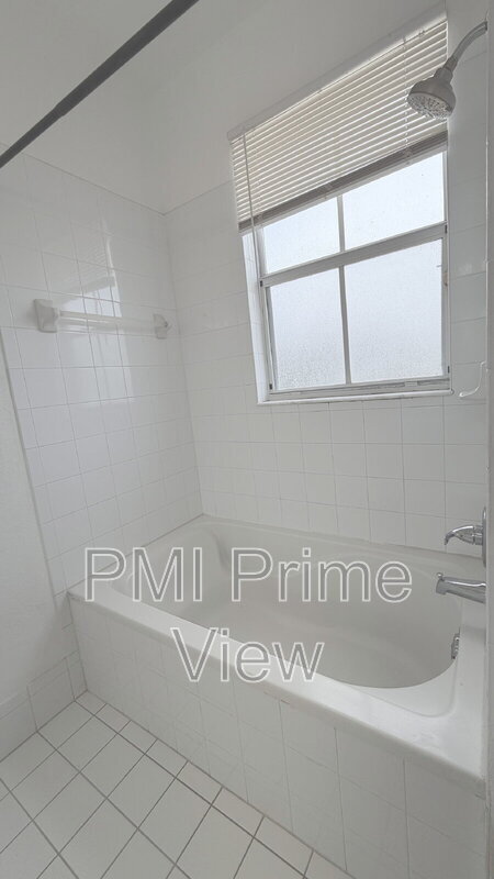 Building Photo - 8934 SW 153rd Ct