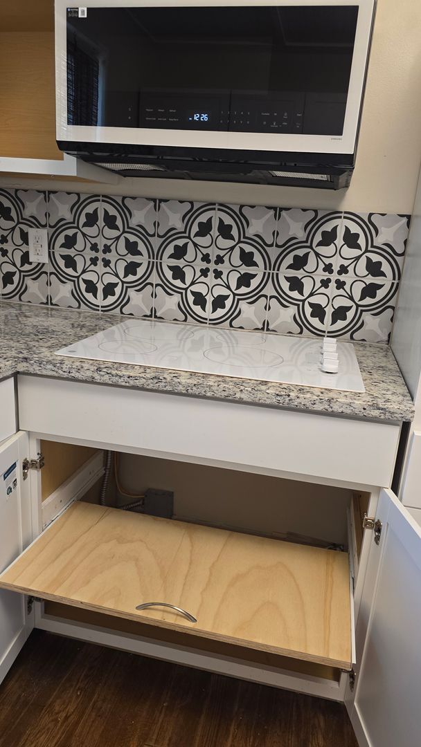 Building Photo - Hampton Hills subdivision. Close to Ft. Jackson and I-77.