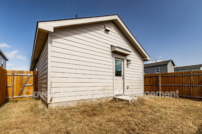 Building Photo - 8140 Nube Medina