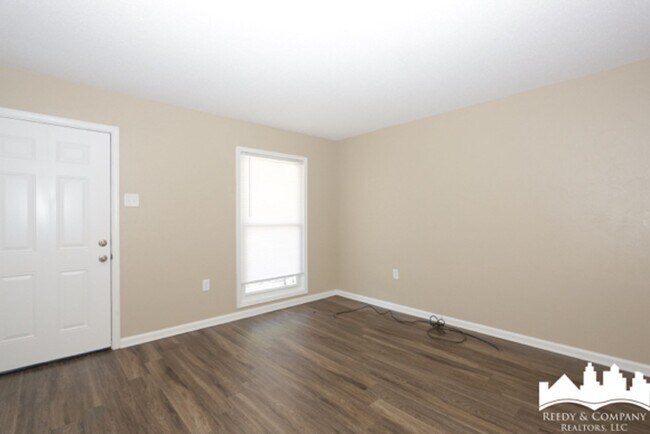 Building Photo - 4278 Mikewood Cove