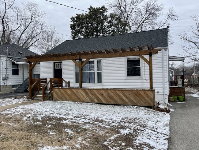 Building Photo - Charming Renovated Bungalow in Lindbergh S...