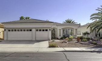 Building Photo - 2511 Putting Green Dr