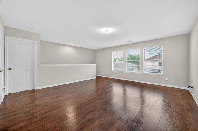 Building Photo - 21515 White Falls Ln