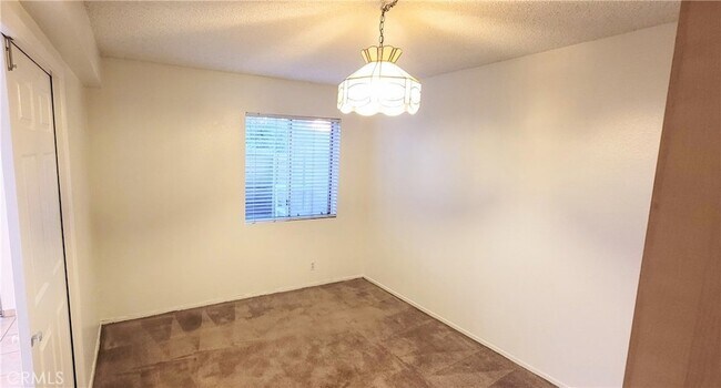 Building Photo - 14644 Bella Courte