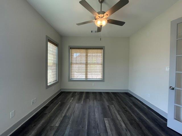 Building Photo - 4801 Park View Pl