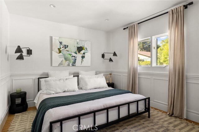 Building Photo - 5115 Los Feliz Blvd