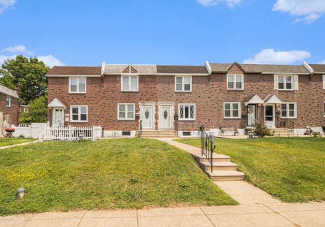 Building Photo - 1075 Stratford Rd