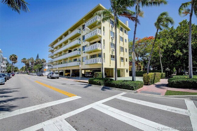 Building Photo - 851 Meridian Ave