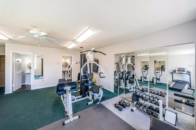 Building Photo - 4595 Chancellor St NE