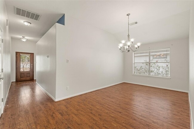 Building Photo - 5935 Wildbriar Ln