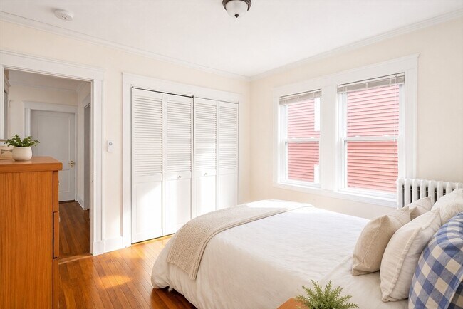 Building Photo - 83 Parkton Rd