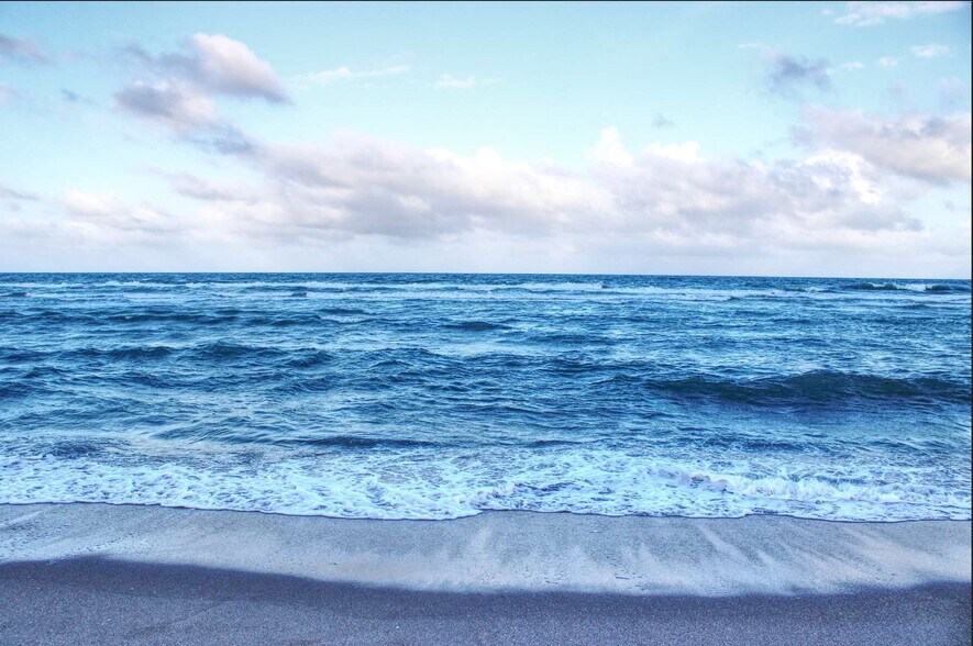 Building Photo - 329 Madison St