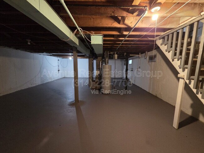 Building Photo - 8573 Kathlyn Dr