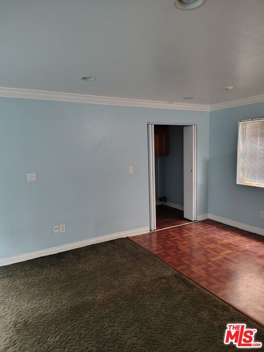 Building Photo - 10516 Avalon Blvd