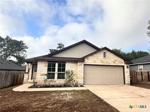 Building Photo - 2017 Ridge View Dr