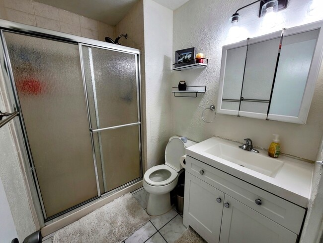 Building Photo - 6450 Wright St