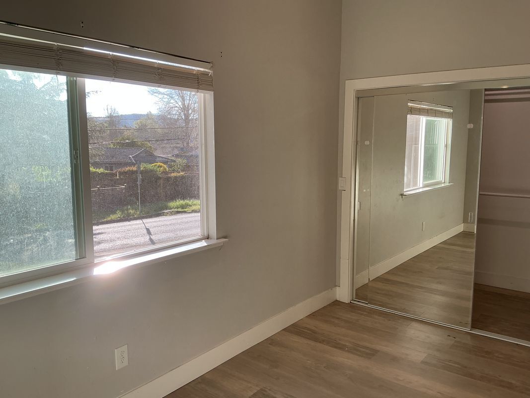 Building Photo - 545 Brush Creek Rd