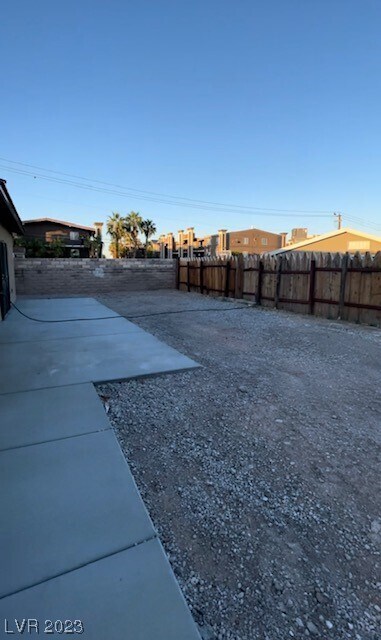 Building Photo - 4966 Andover Dr
