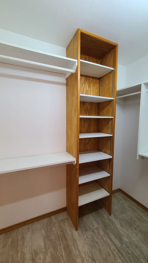 Building Photo - $2,100 - 2 Bed / 2 Beautiful House in Nort...