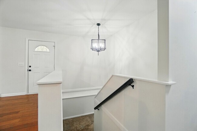 Building Photo - Renovated Gem in Gastonia with Walkout Bas...