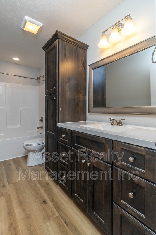 Building Photo - 252-254 Highland Avenue - 254