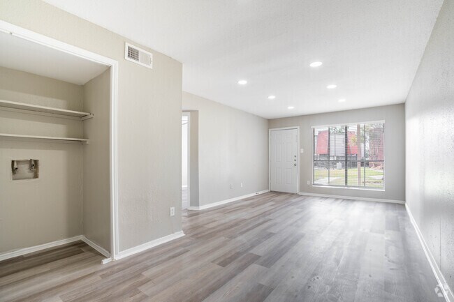 2BR, 1BA - 851SF - Living Room - Springs of Lake Jackson Apartments