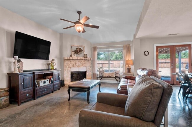 Building Photo - 10270 Twin Lake Loop