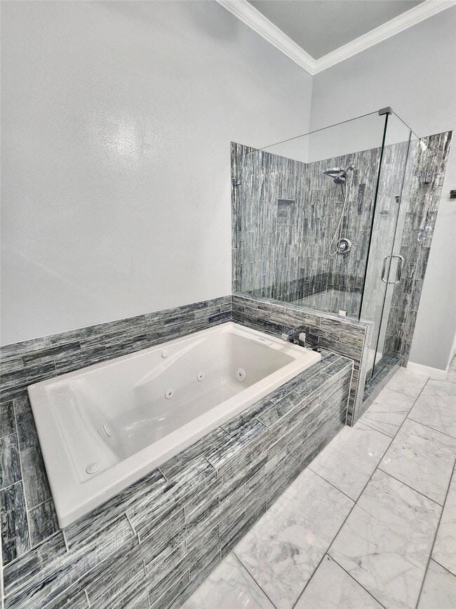 Building Photo - 32 Waugh Dr