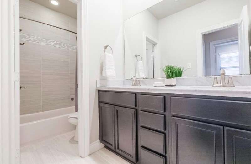 Building Photo - 1521 Nashua St