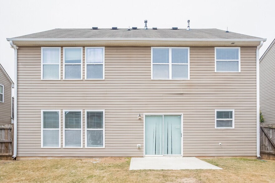 Building Photo - 231 Winterbury Dr
