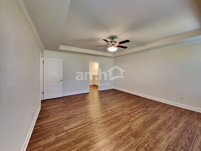 Building Photo - 4400 Erabele Dr
