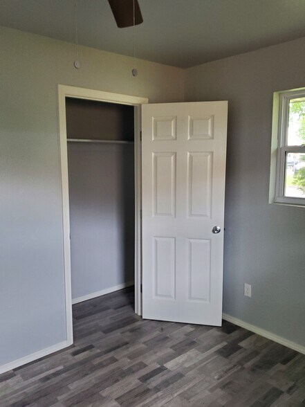 Building Photo - 1500 Regency Blvd