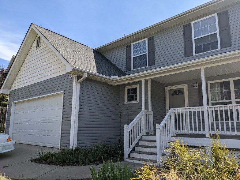 Building Photo - 14 Grove Garden Ave