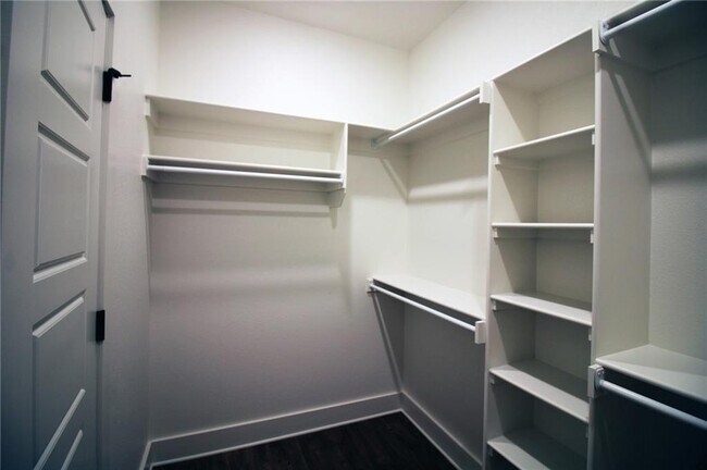 Building Photo - 851 Petit Jean St