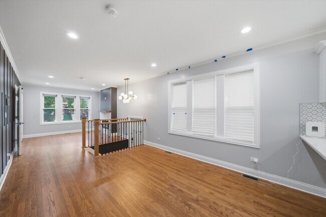 Building Photo - 8326 S Luella Ave