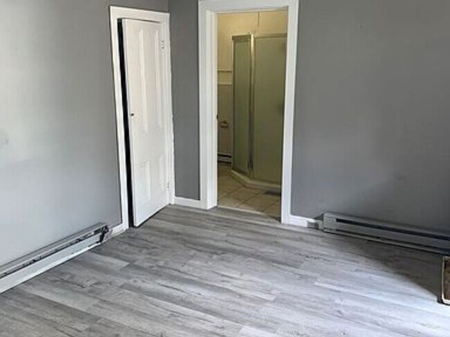 Building Photo - 124 S 19th St