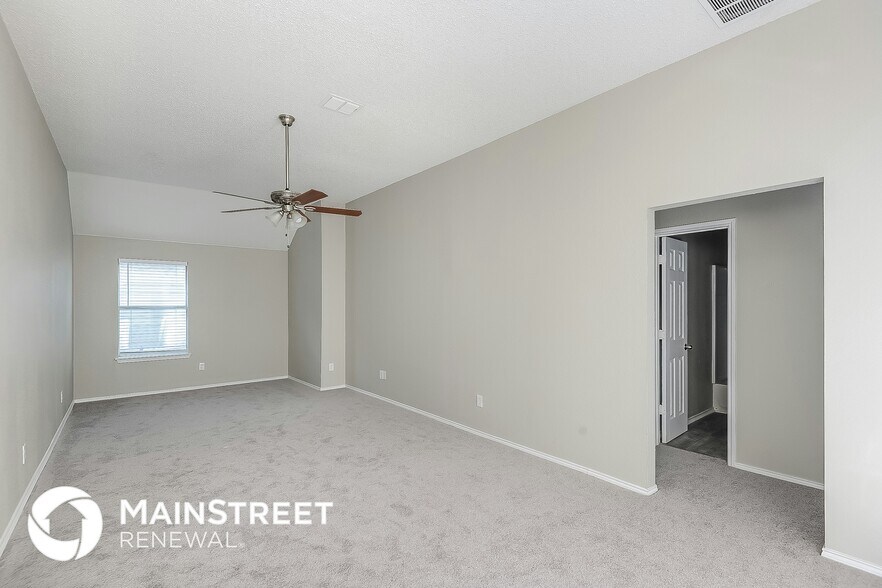 Building Photo - 4612 Palm Ridge Dr