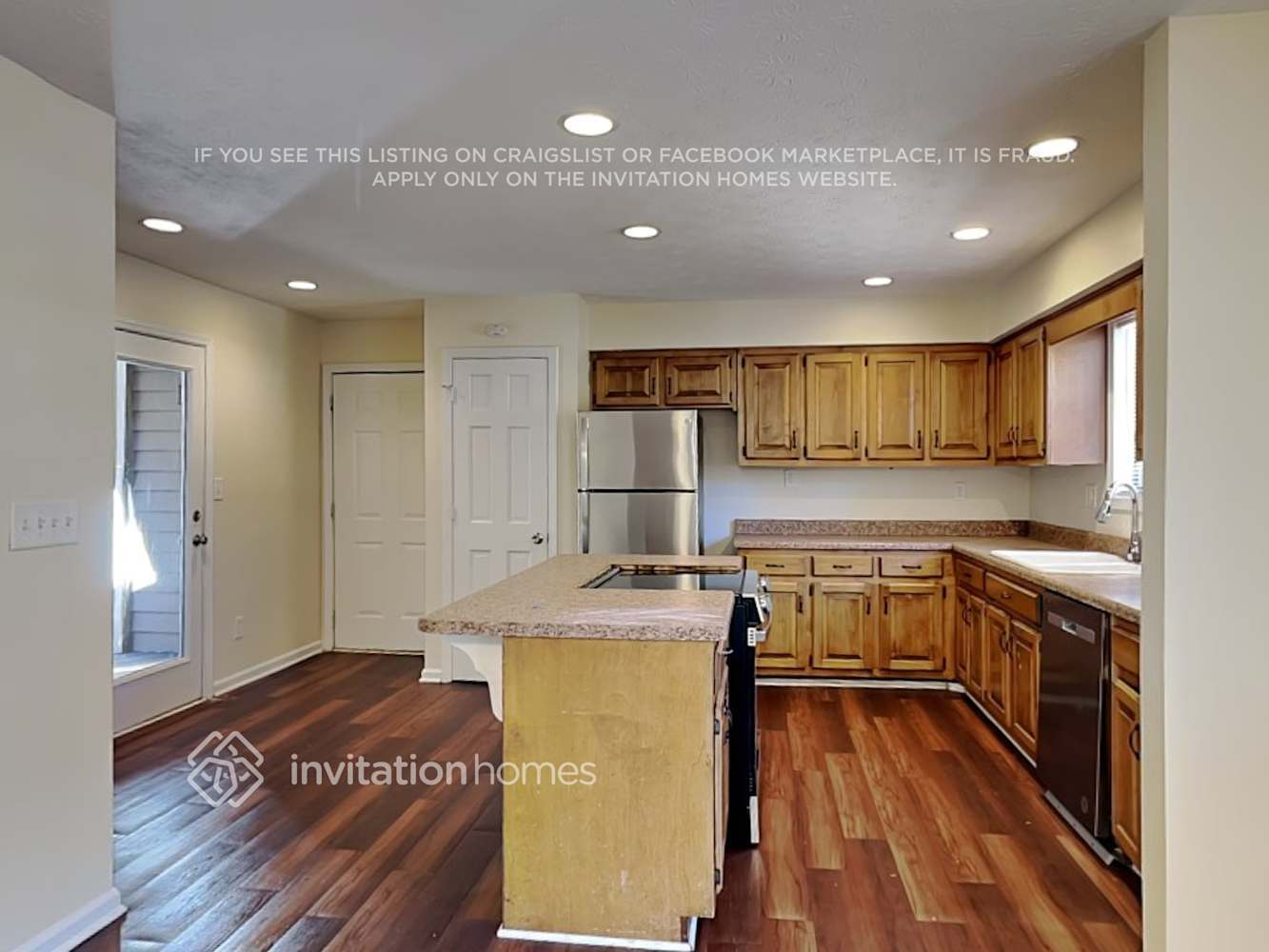 Building Photo - 1410 Pilgrim Way