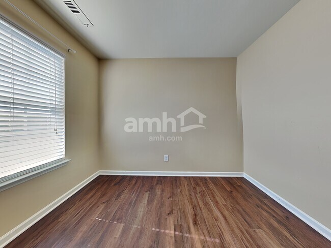 Building Photo - 167 Kentland Ridge Dr