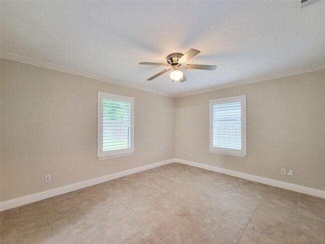 Building Photo - 25723 Glen Loch Dr