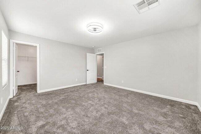 Building Photo - 7859 W Redbird Rd