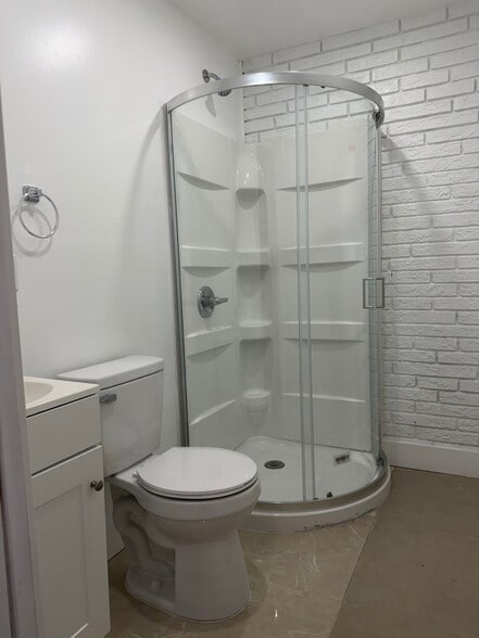 Building Photo - 8111 SW 129th Ave