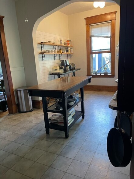Kitchen - 1032 Portland Ave
