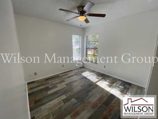 Building Photo - 1441 Bridlebrook Dr