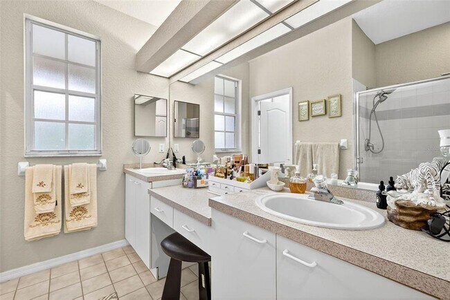 Building Photo - 3408 Primrose Way